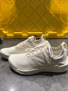 New Balance Women's Fresh Foam X Cruz ArtisanV3 Turtledove/Sea Salt Gum 020 NWOT